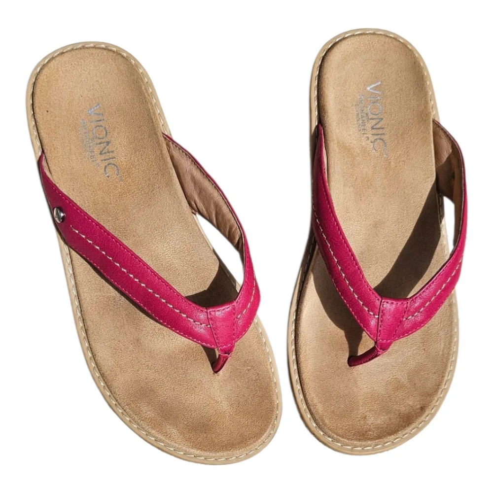 Vionic Grenada Women's Fuchsia Sandals EUC 8 - Picture 1 of 7